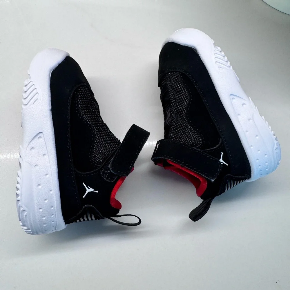 Jordan Infant Size 4C Black Red Sneakers Baby Shoes